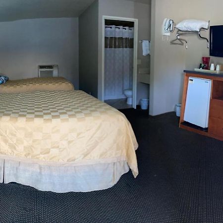 Lone Pine Budget Inn 외부 사진